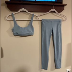 Vuori Studio Pocket Legging + Daily Bra XS Shade Blue Set SOLD OUT